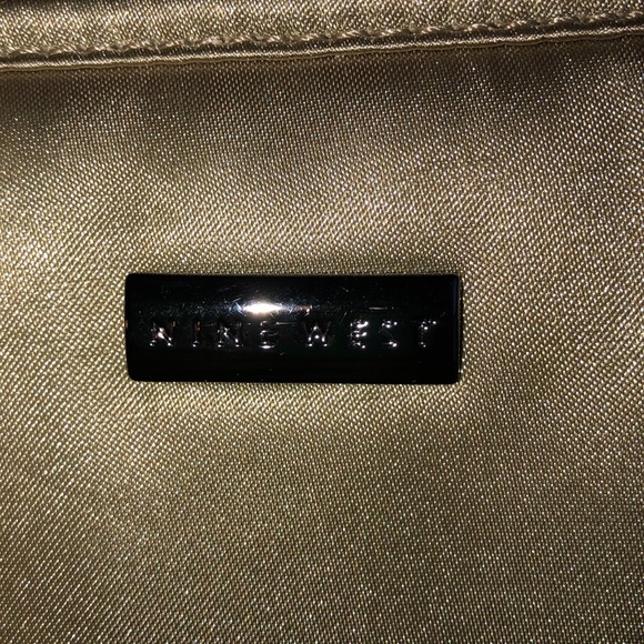 Nine West Purse (9/10 condition)😍 - Picture 2 of 4